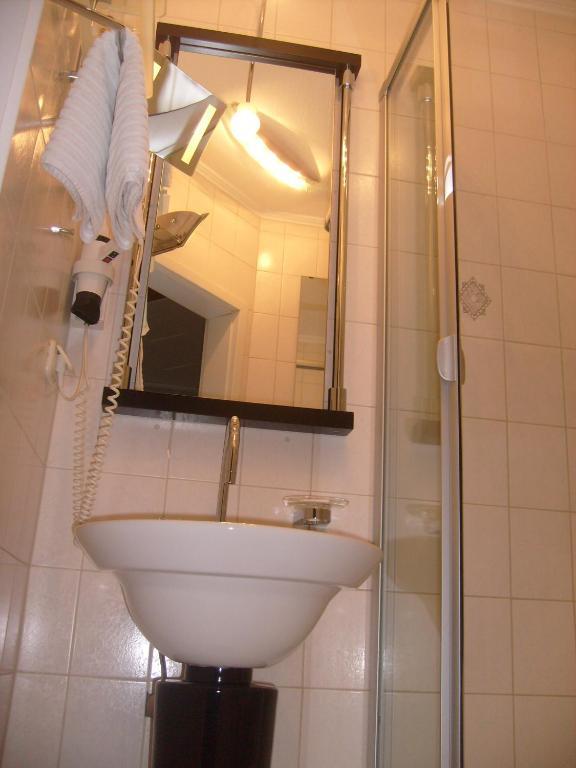 Geniesserhotel Lodner Lauingen Δωμάτιο φωτογραφία